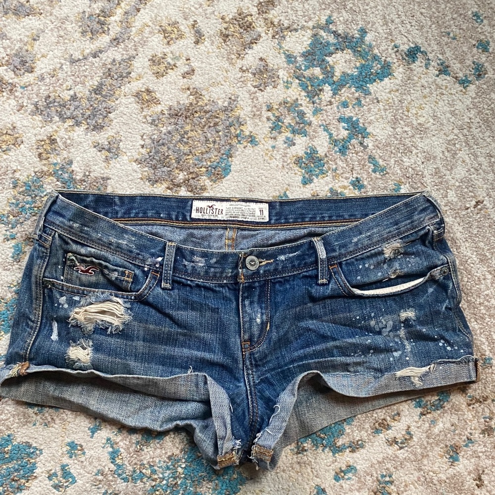 Hollister Women's Blue Distressed Jean Shorts
